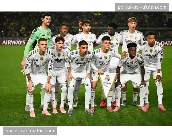 场下的指挥官：阿尔特塔现身伯纳乌考察皇马中场楚阿梅尼